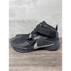 Nike Lebron Soldier 9 Shoes Mens 8 Black Silver 749417-001